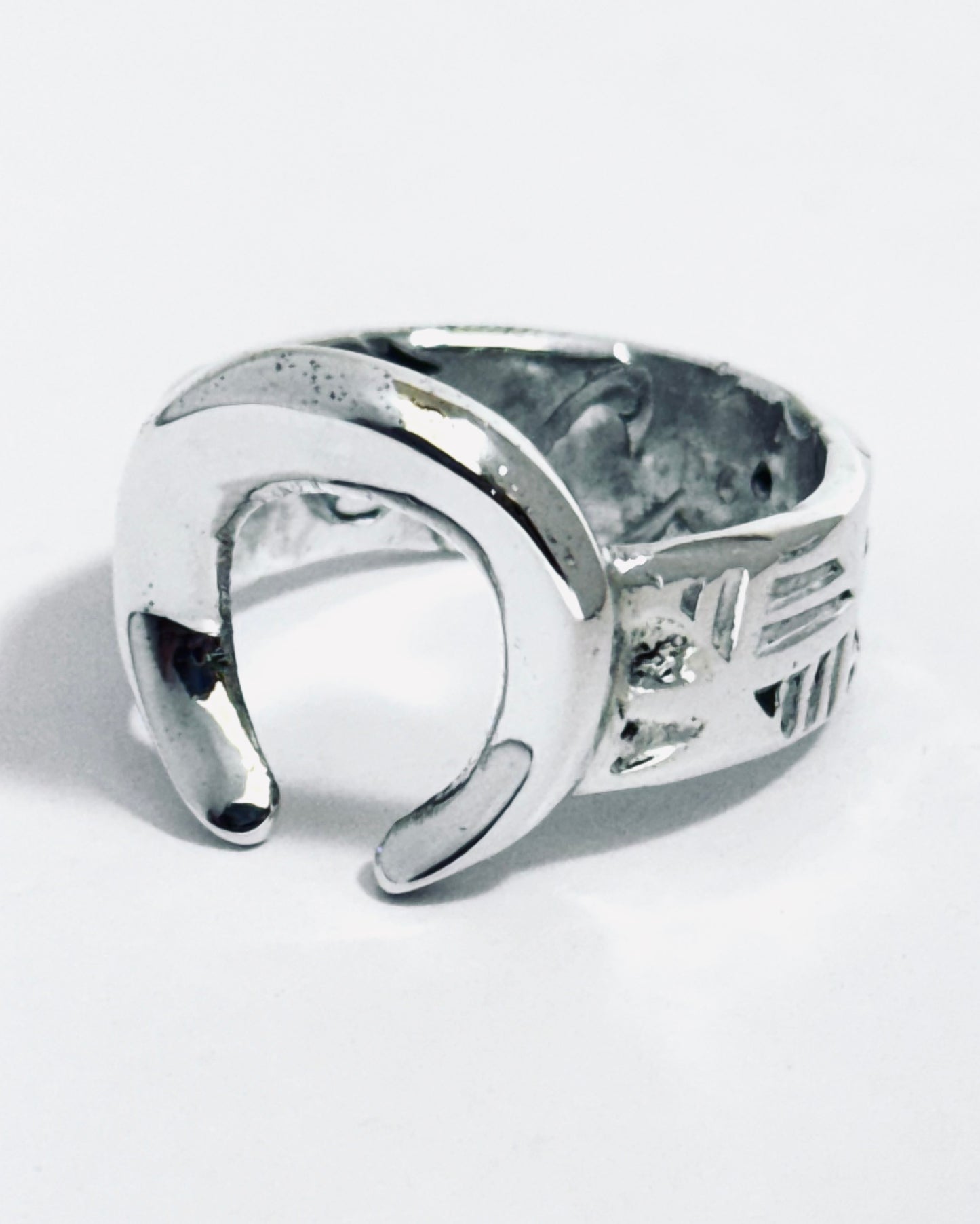 Stamped Naja Ring
