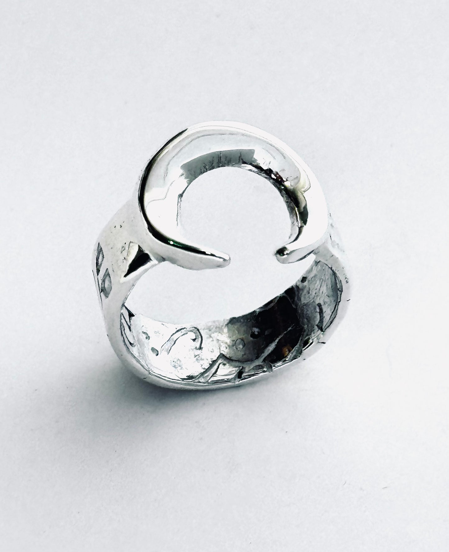 Stamped Naja Ring